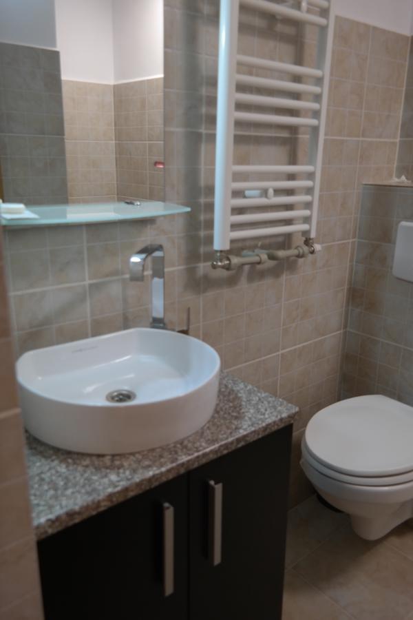 Motel Valentina Ion Roată Eksteriør billede